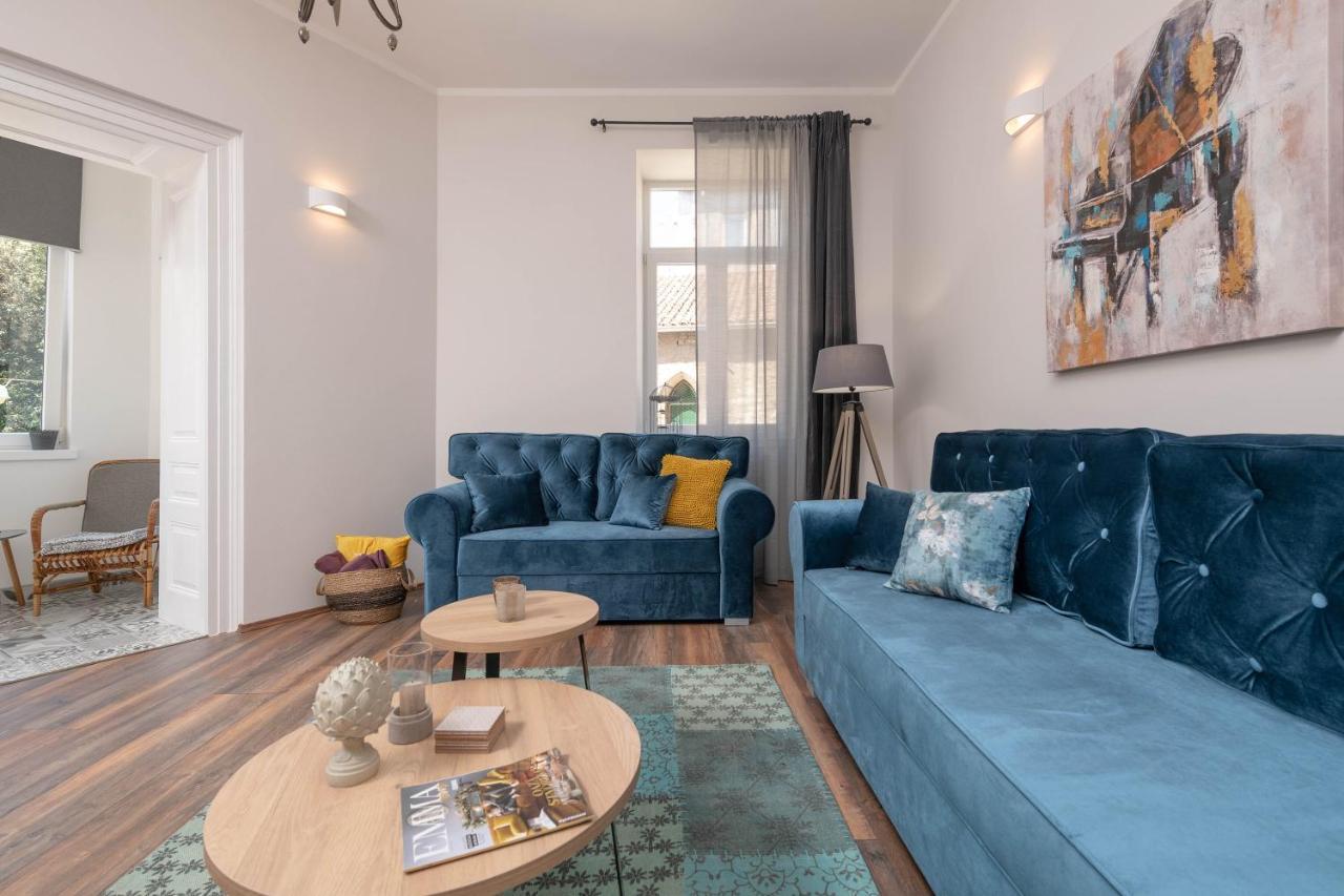 Apartma Dante Paradiso *