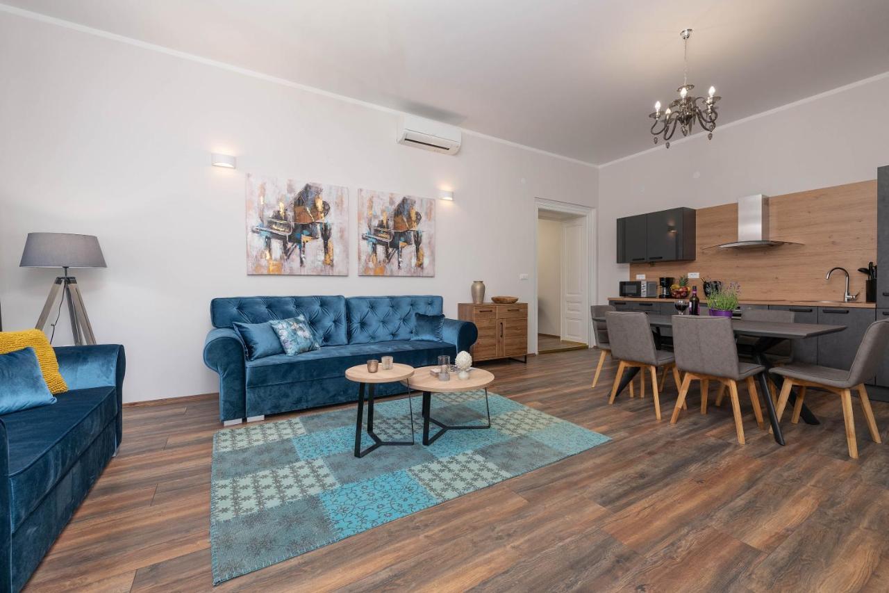 Apartma Dante Paradiso *